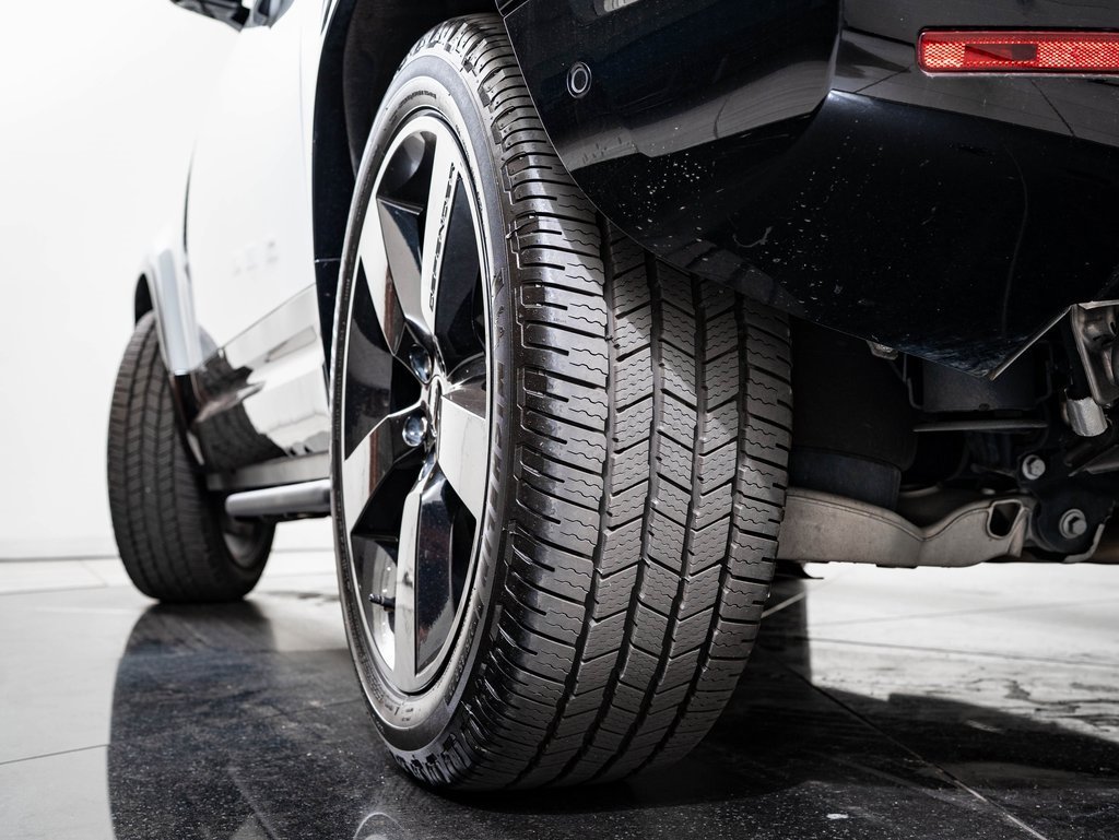 Used 2022 Land Rover Defender 90 V8 image 36