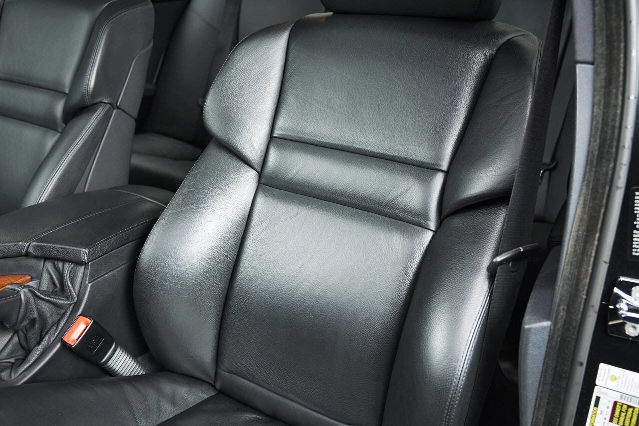 Used 2008 BMW M5 image 70