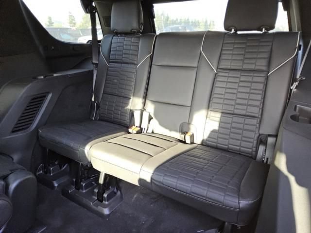 Used 2023 Cadillac Escalade Sport Platinum w/ LPO, ONYX Package AWD/4WD image 5