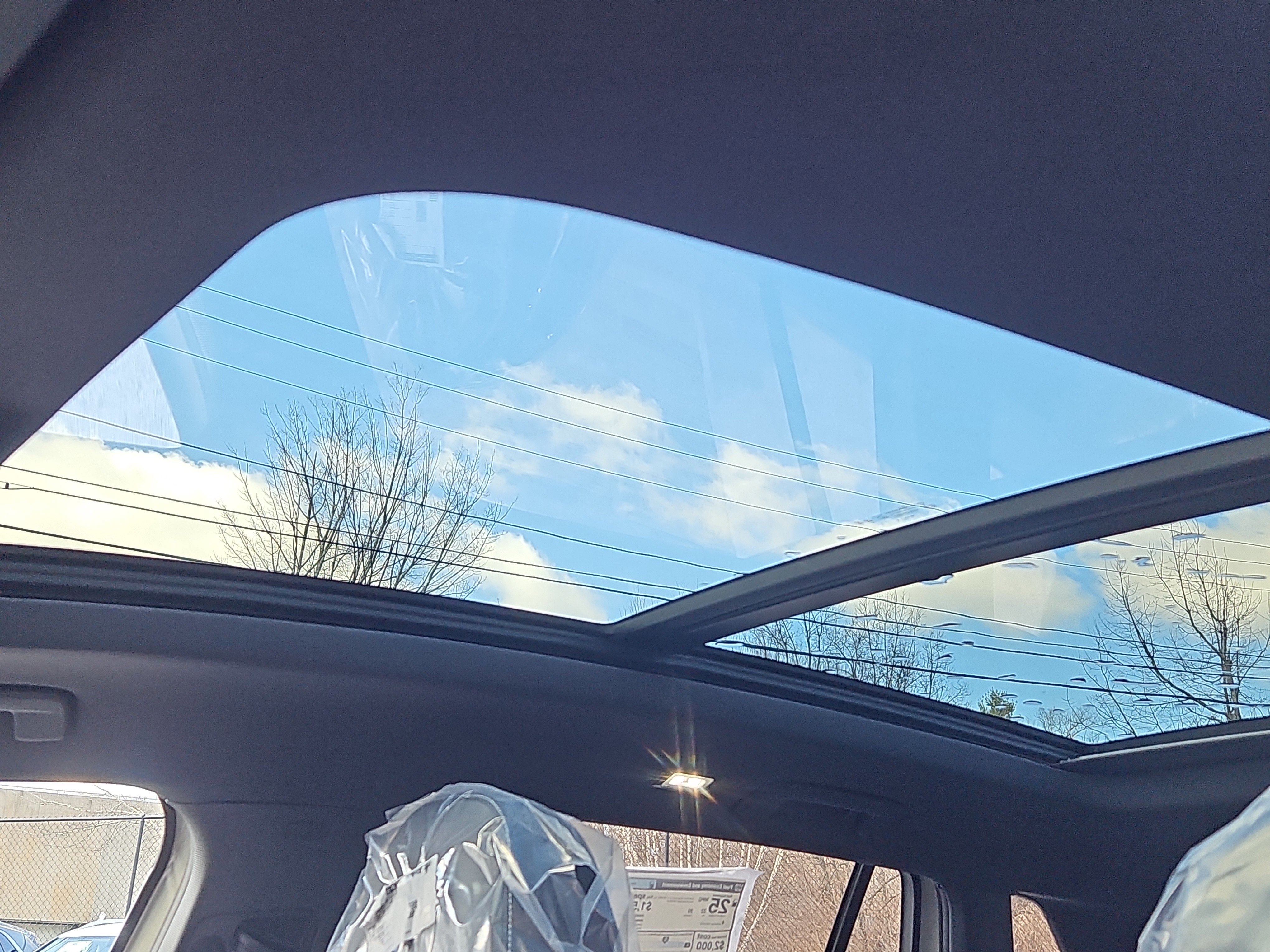 New 2026 Volkswagen Tiguan SE R-Line image 7