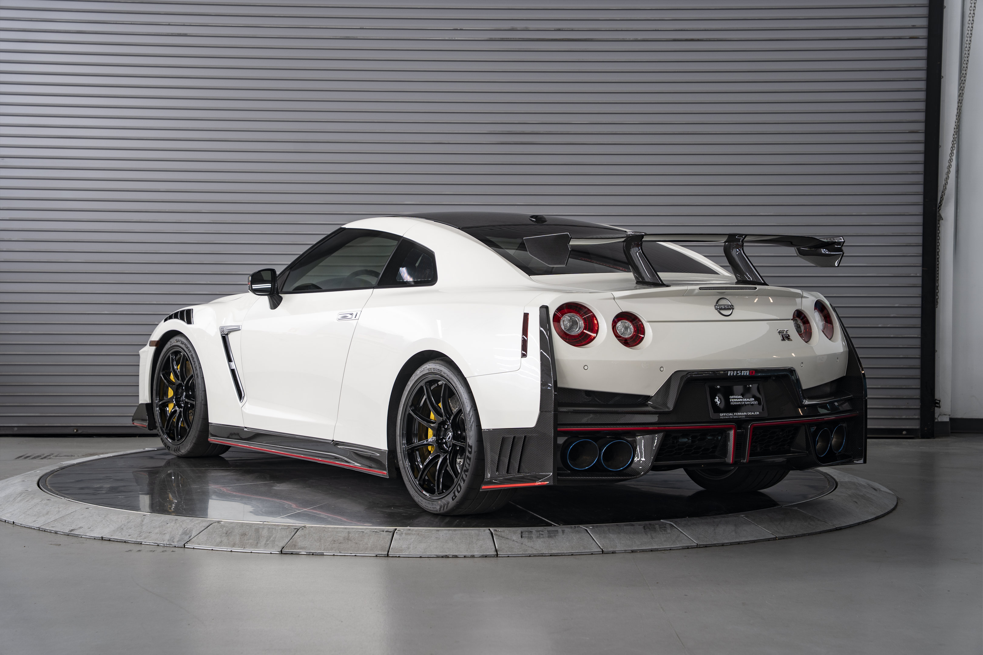 Used 2024 Nissan GT-R NISMO w/ Floor Mat Package AWD/4WD image 3