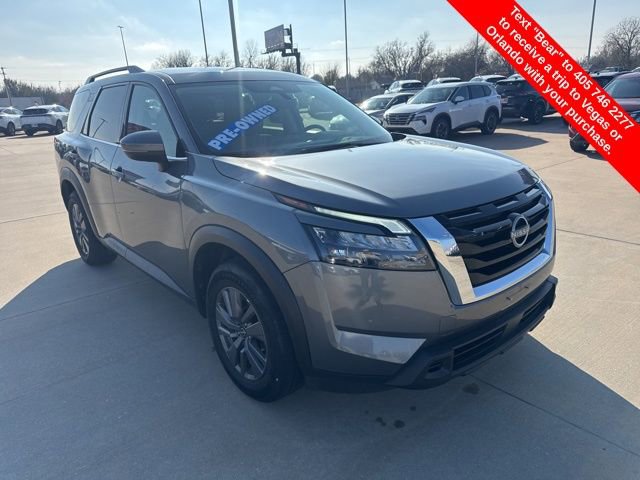 Used 2024 Nissan Pathfinder SV image 7