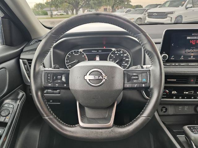 Certified 2025 Nissan Rogue SV AWD/4WD image 17