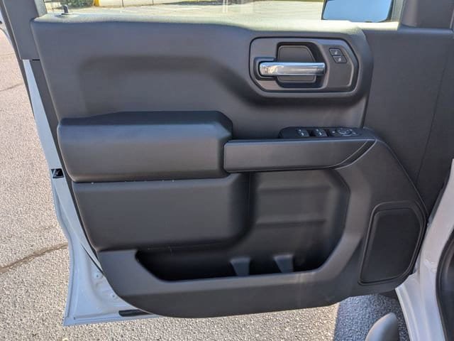 New 2026 Chevrolet Silverado 1500 Custom w/ Turbomax Blackout Package AWD/4WD image 11