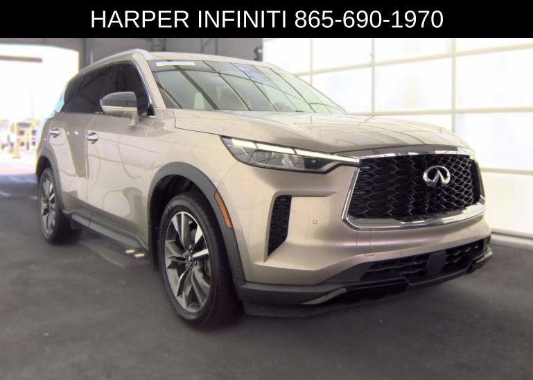 Used 2023 INFINITI QX60 Luxe w/ Performance Audio Package AWD/4WD image 4