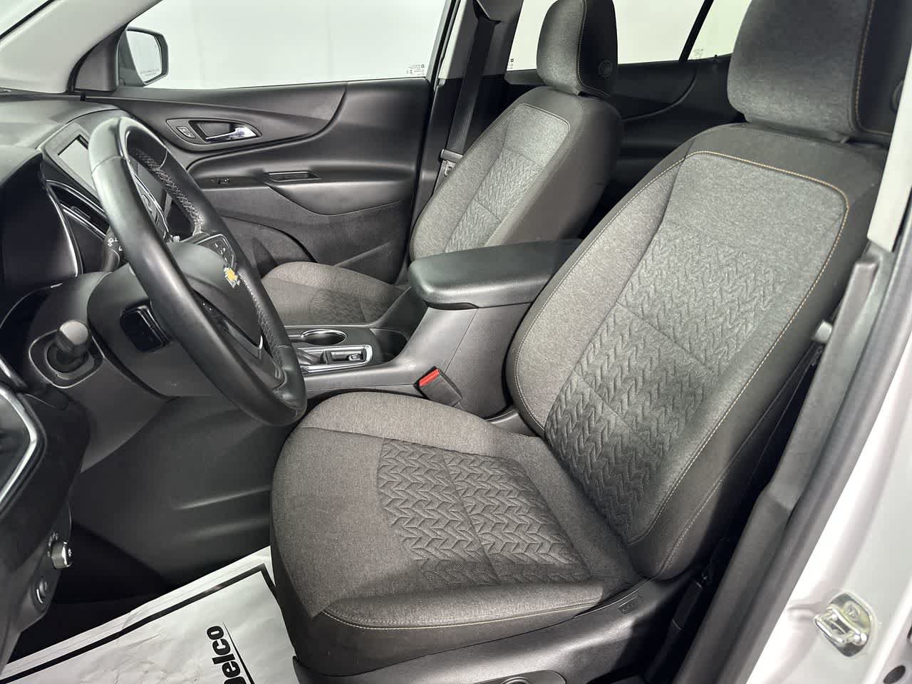 Used 2024 Chevrolet Equinox LT AWD/4WD image 6
