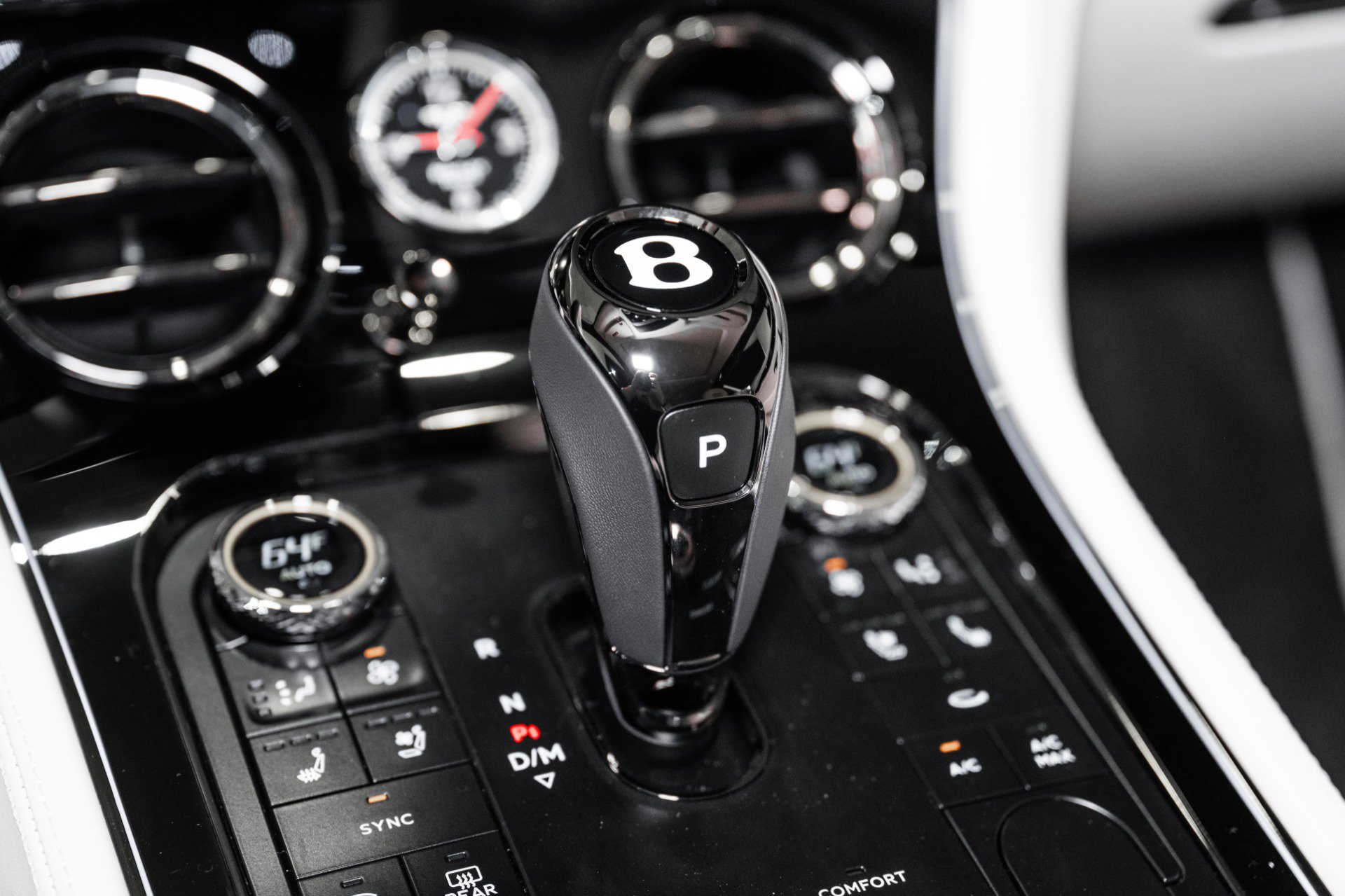 New 2026 Bentley Continental GT AWD/4WD image 37
