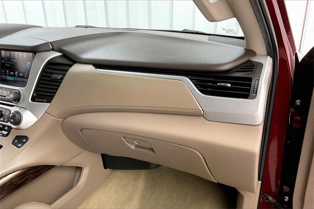 Used 2017 GMC Yukon SLT w/ Premium Edition image 18