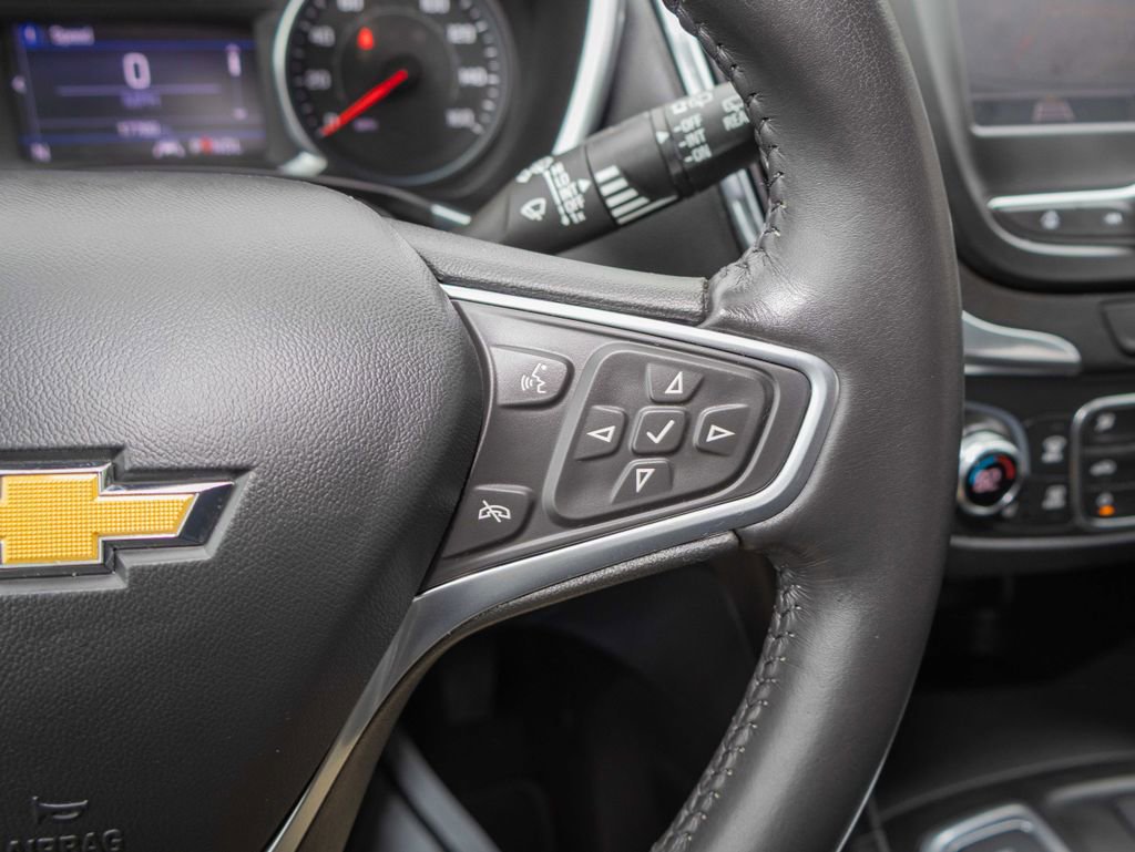 Used 2022 Chevrolet Equinox LT image 17