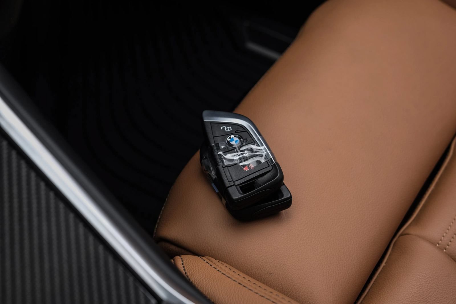 Used 2024 BMW M2 w/ Lighting Package RWD image 53