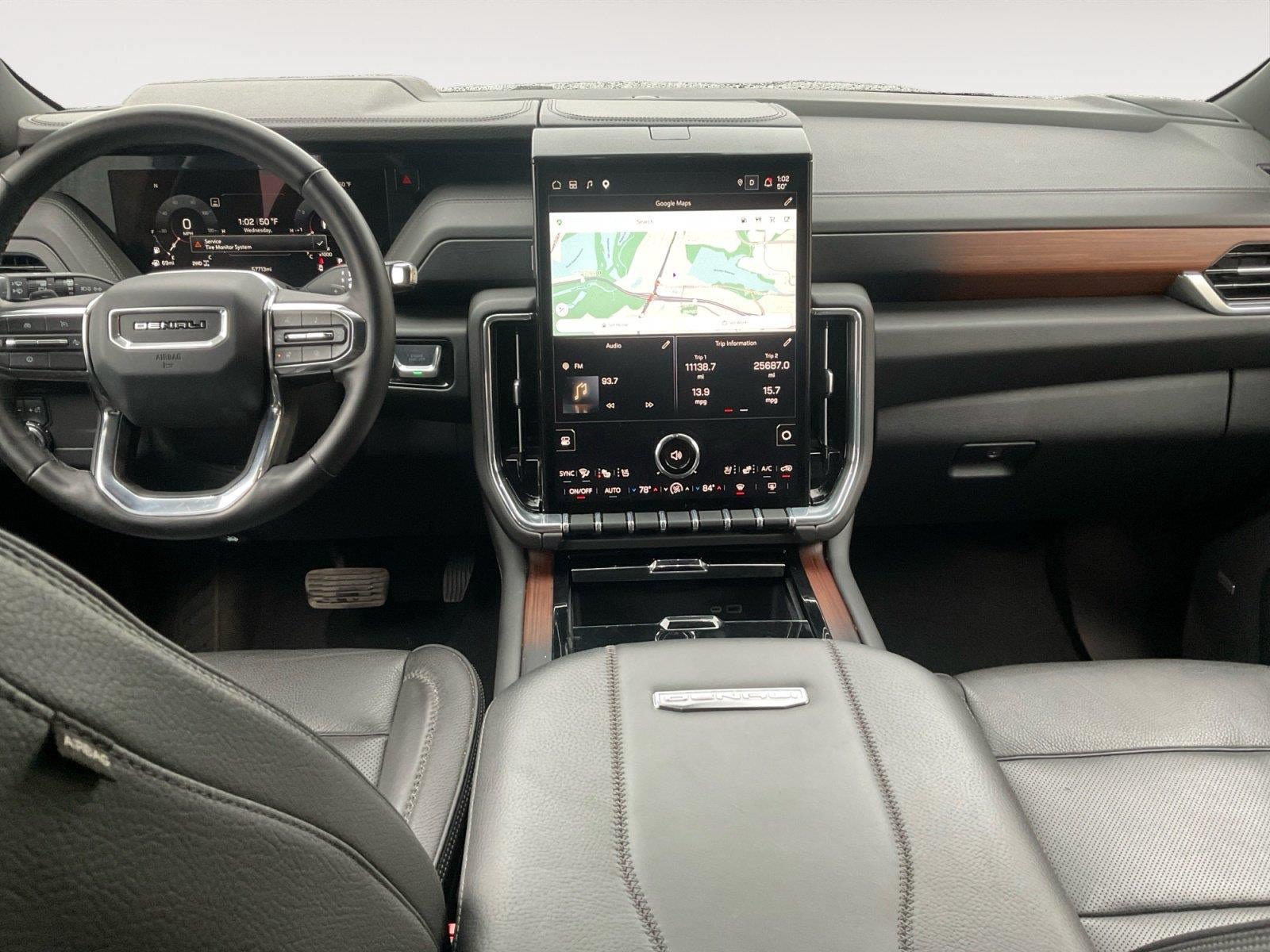 Certified 2025 GMC Yukon XL Denali AWD/4WD image 10