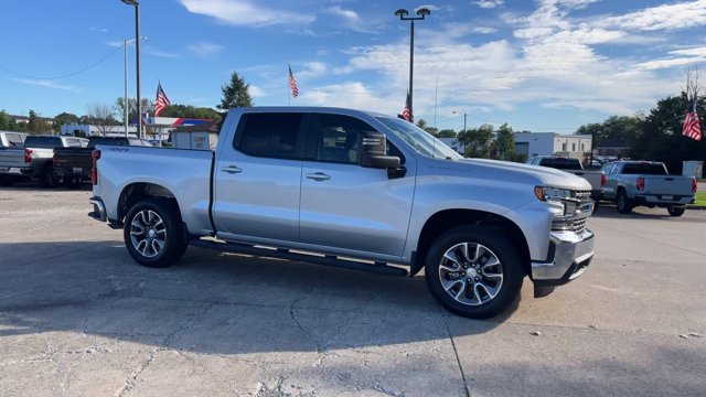 Used 2021 Chevrolet Silverado 1500 LT w/ All Star Edition Plus AWD/4WD image 2