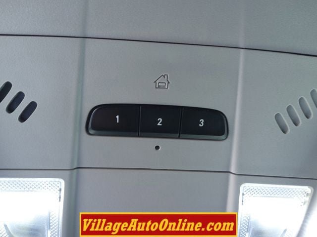 Used 2018 Chevrolet Equinox LT FWD image 17