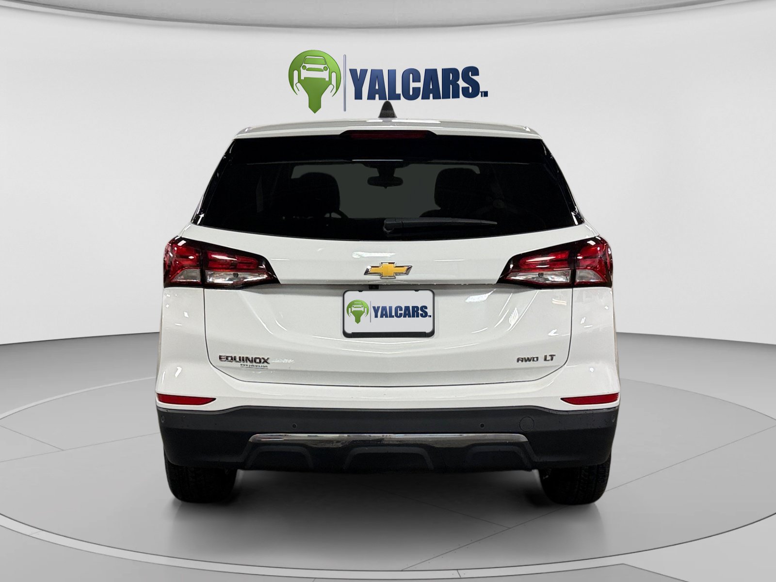 Used 2024 Chevrolet Equinox LT AWD/4WD image 4