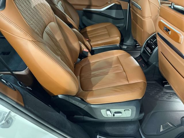 Used 2024 BMW X7 xDrive40i w/ Executive Package AWD/4WD image 22