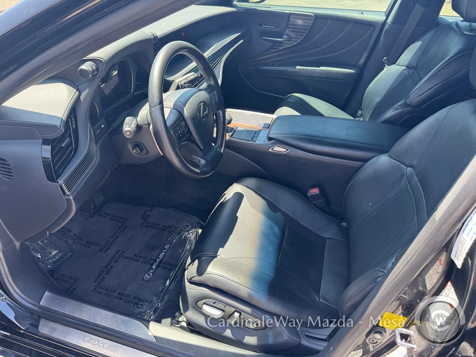 Used 2019 Lexus LS 500 w/ Accessory Package (Z1) RWD image 10