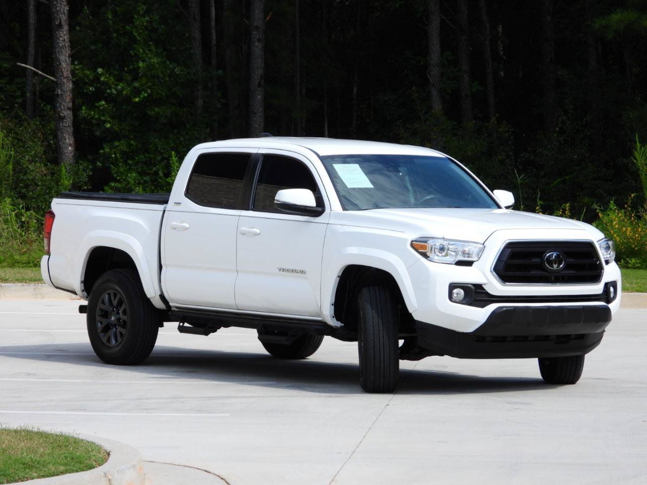 Used 2022 Toyota Tacoma SR5 w/ Technology Package RWD image 8