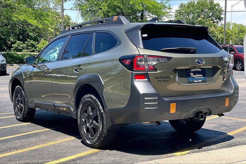Used 2025 Subaru Outback Wilderness AWD/4WD image 13