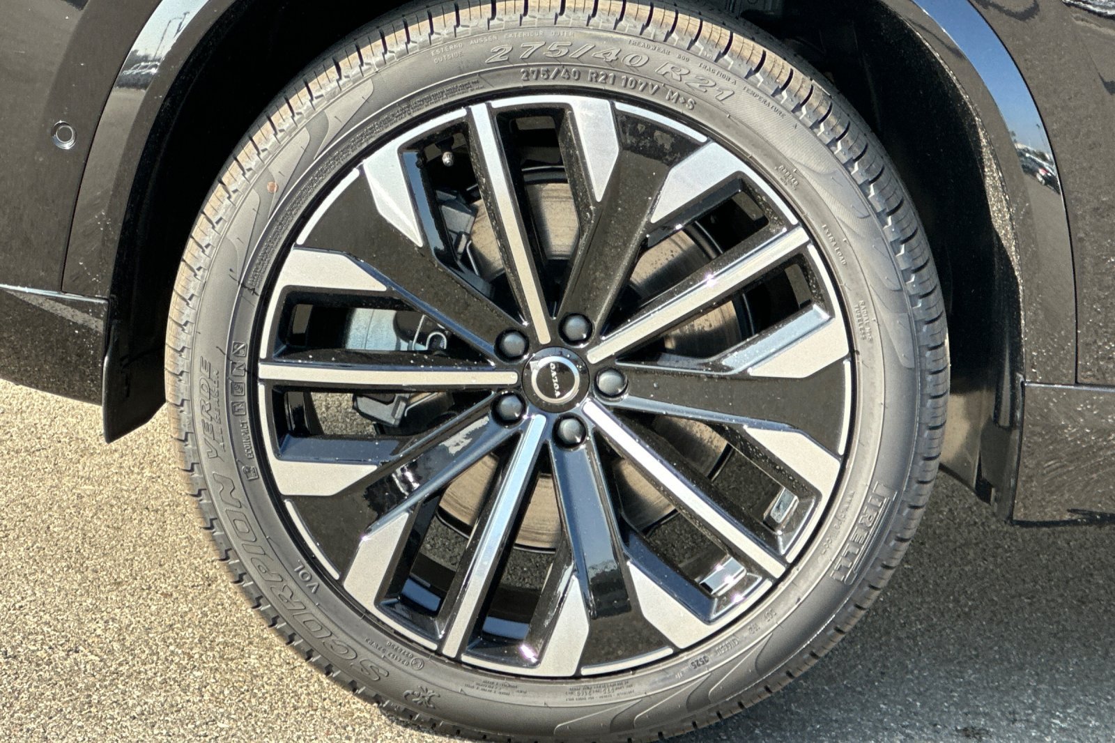 Used 2026 Volvo XC90 T8 Plus w/ Protection Package Premier AWD/4WD image 34