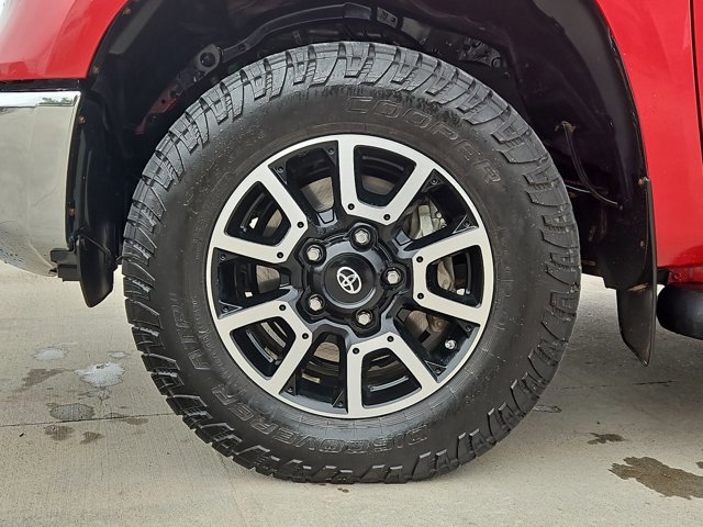 Used 2020 Toyota Tundra Limited AWD/4WD image 22