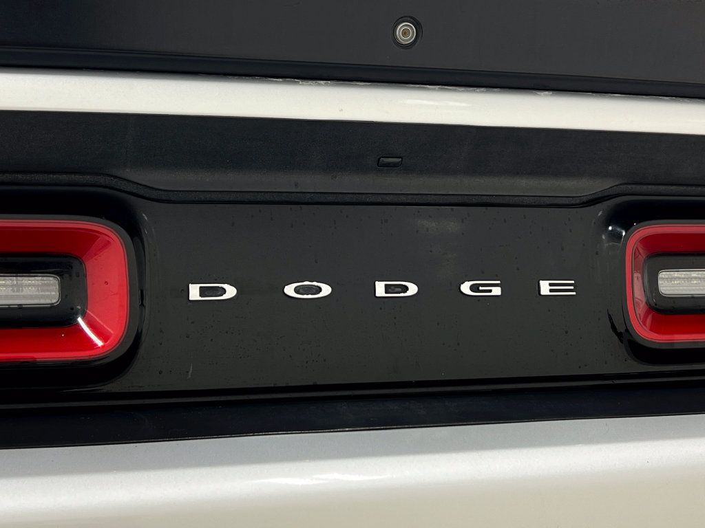Used 2019 Dodge Challenger R/T Scat Pack w/ Plus Package RWD image 40