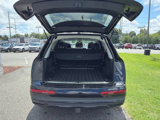 Used 2023 Audi Q7 3.0T Prestige AWD/4WD image 8