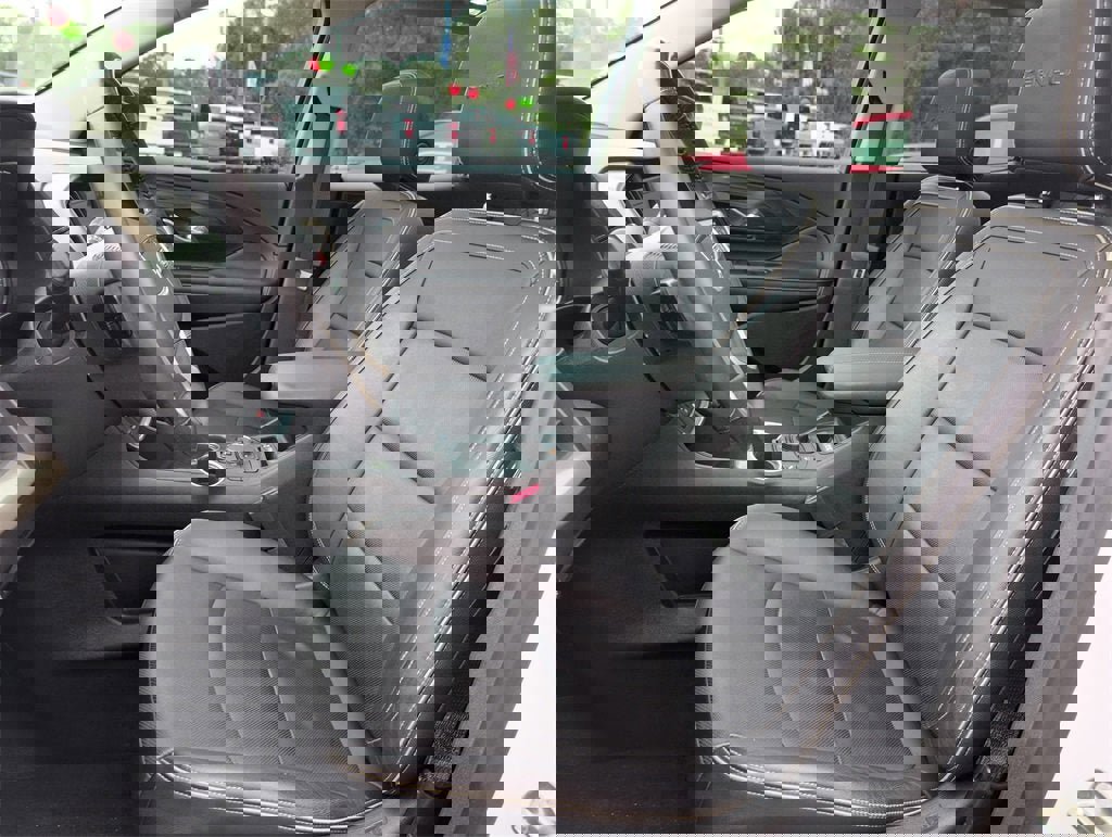 Used 2018 GMC Terrain Denali w/ Advanced Safety Package image 14