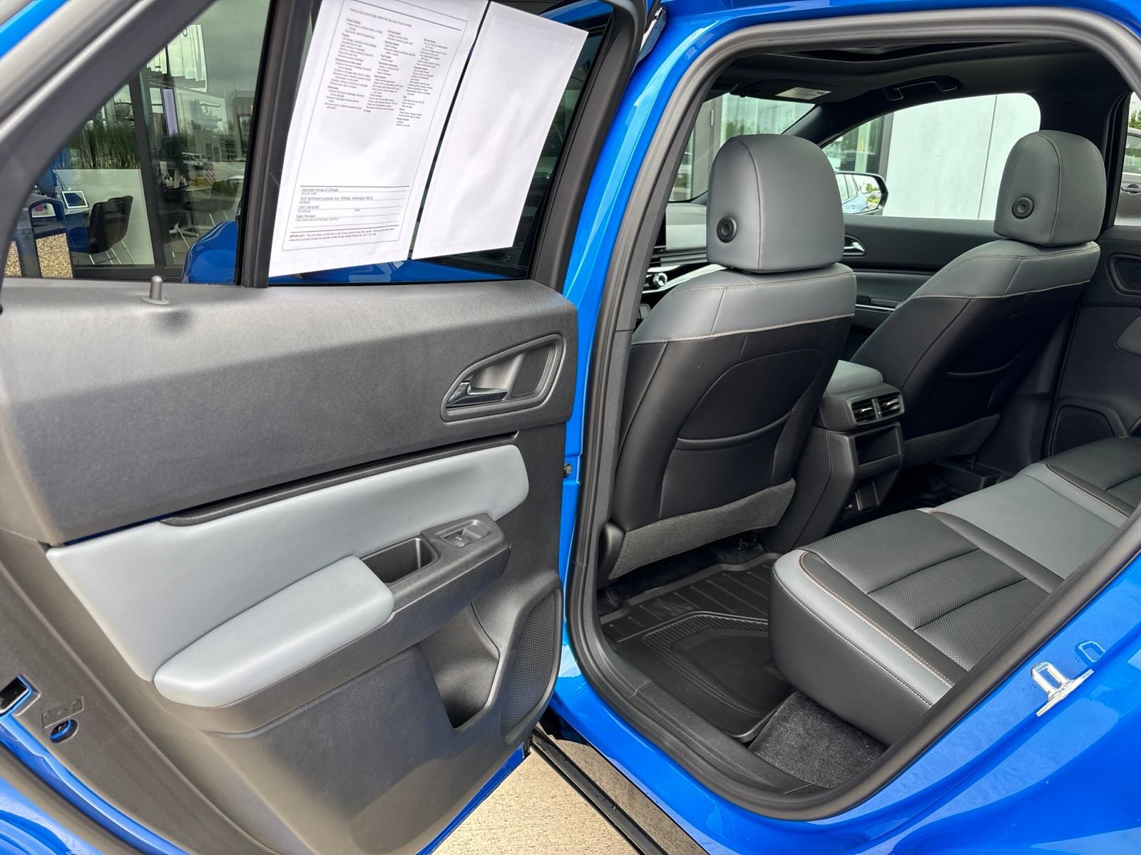 Used 2025 Honda Prologue Elite image 11