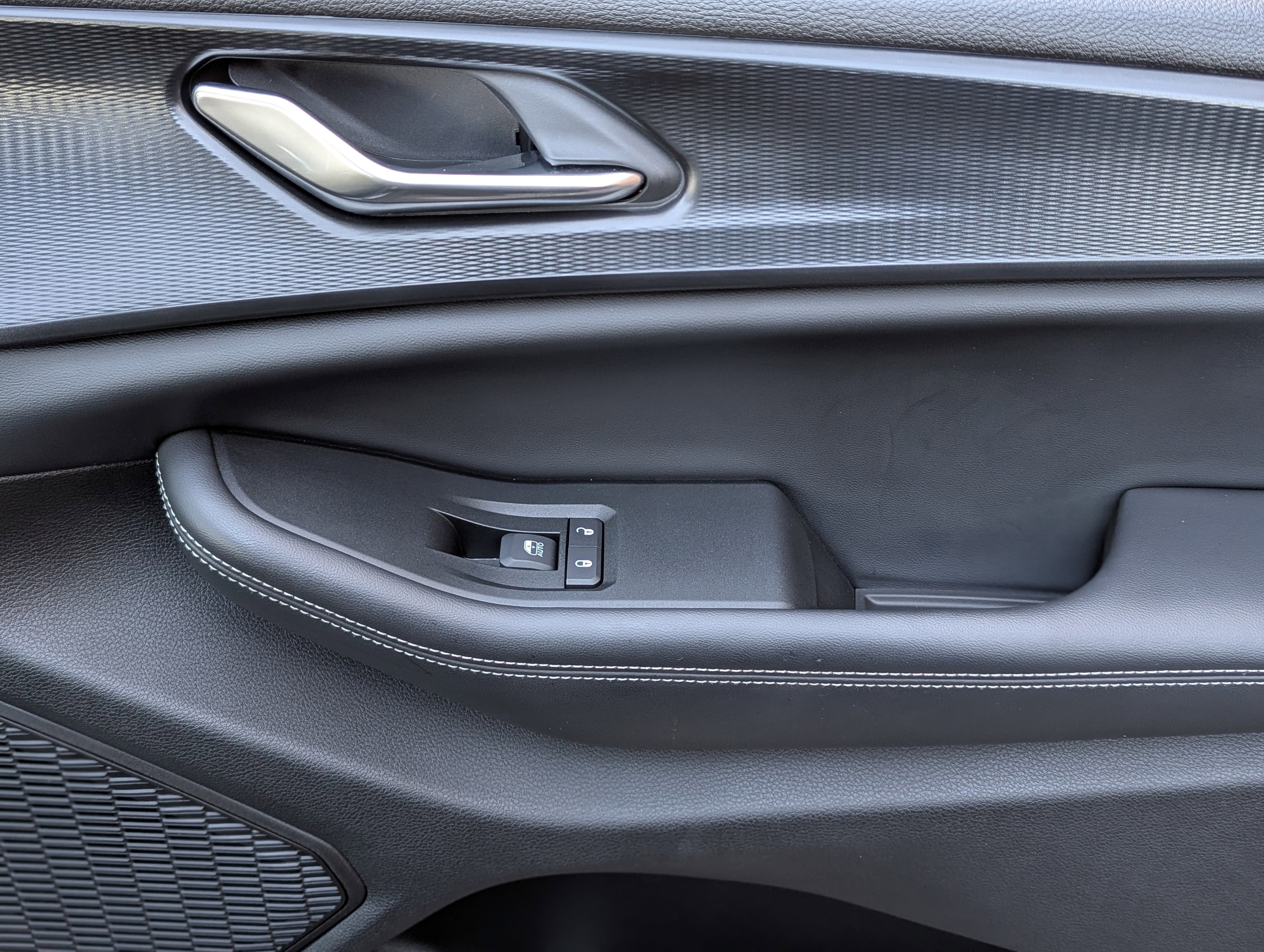 Used 2024 Jeep Grand Cherokee L Laredo image 24