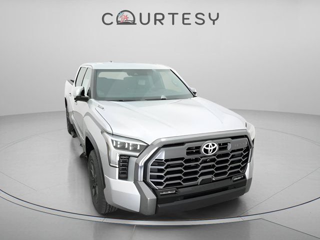 Certified 2025 Toyota Tundra Platinum w/ TRD Off-Road Package AWD/4WD image 30