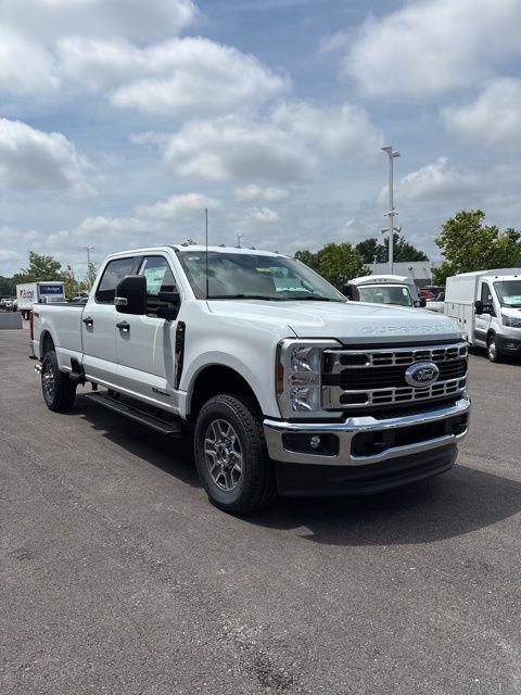 New 2025 Ford F350 XLT