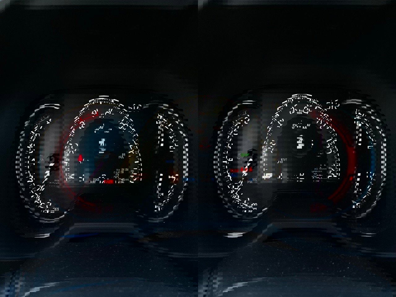 Used 2025 Toyota RAV4 XLE image 38