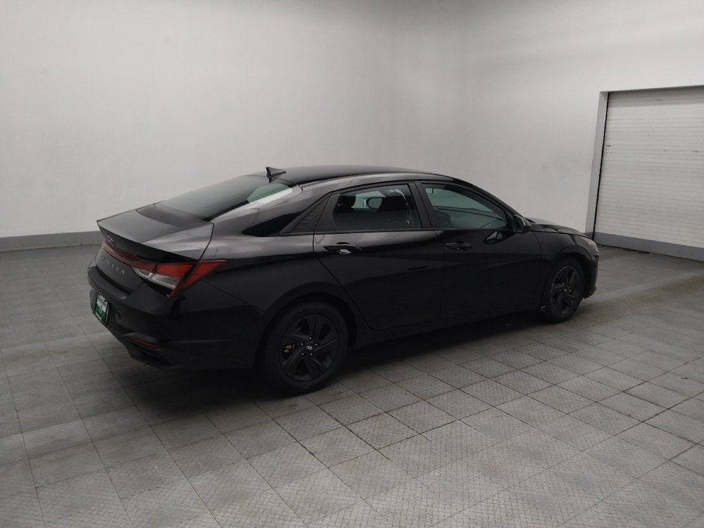 Used 2023 Hyundai Elantra SEL image 10