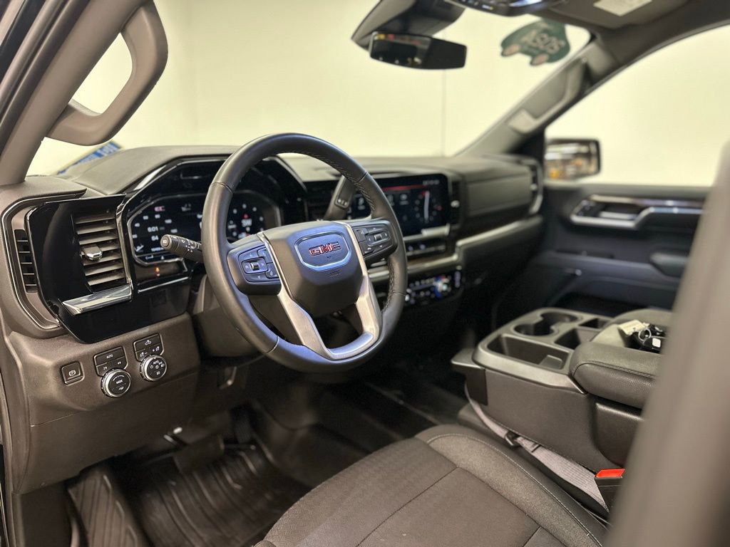 Certified 2024 GMC Sierra 1500 Elevation w/ LPO, Elevation Black Package image 23