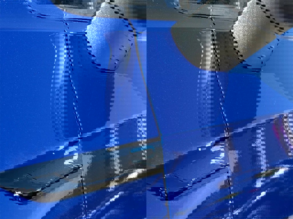 Used 2024 Volkswagen Golf R image 5