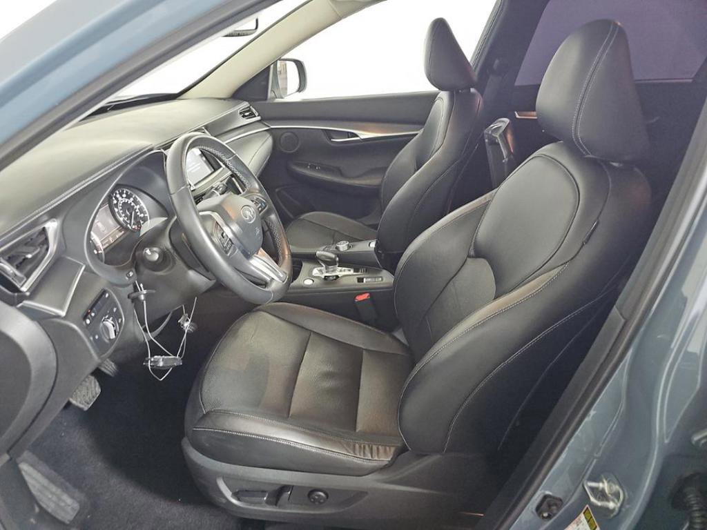 Used 2022 INFINITI QX50 Luxe FWD image 4