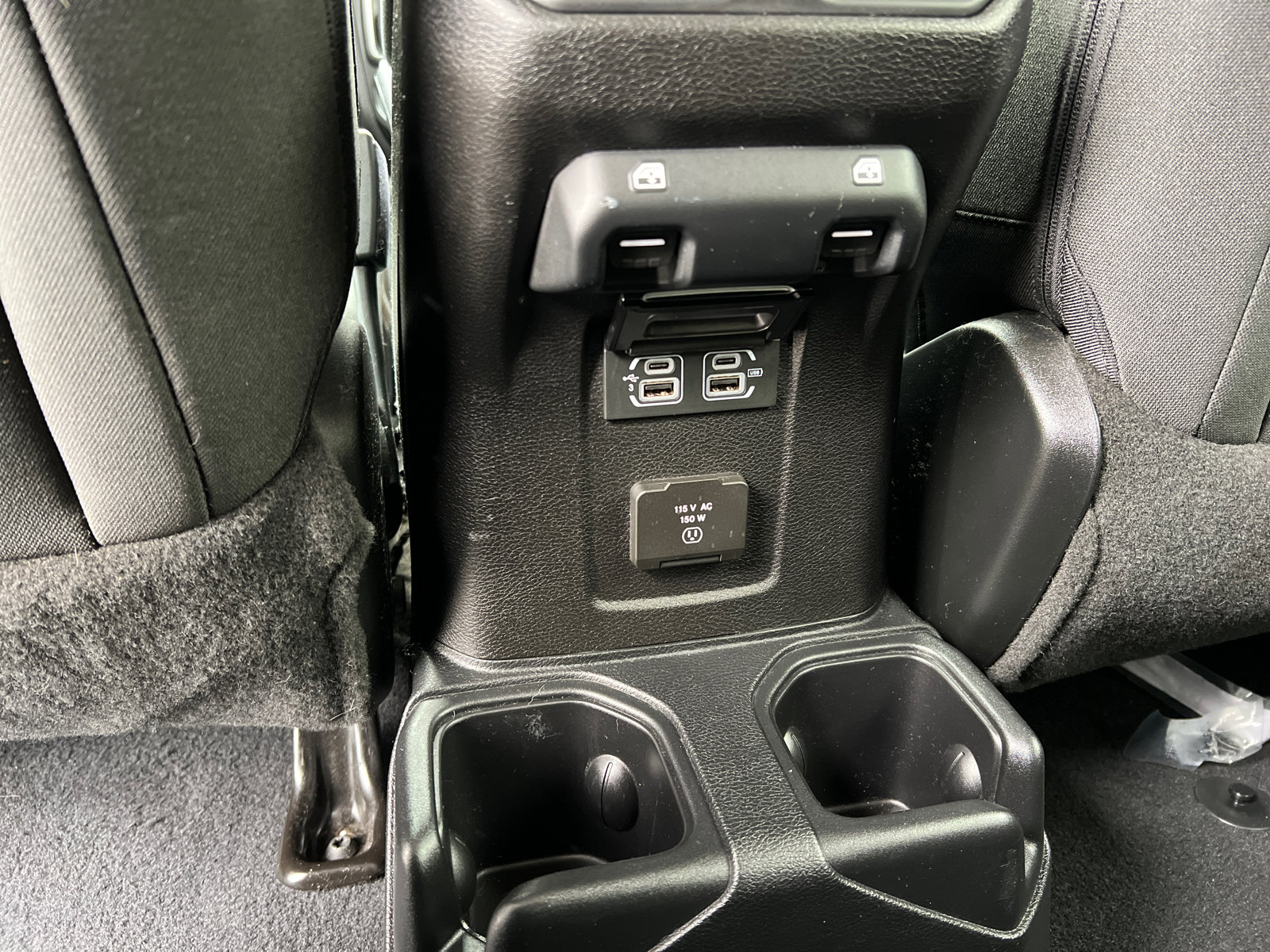 Used 2018 Jeep Wrangler Unlimited Sahara w/ LED Lighting Group image 21