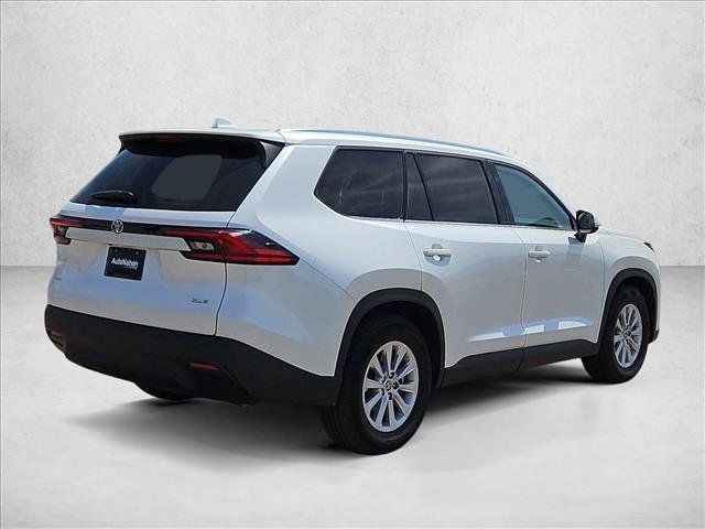 Used 2025 Toyota Grand Highlander AWD image 5