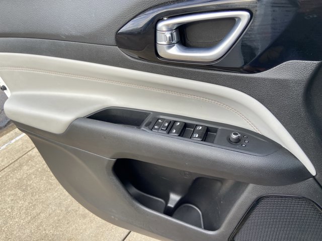 Used 2025 Jeep Compass Limited AWD/4WD image 46