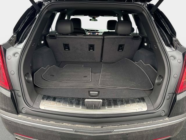 New 2025 Cadillac XT5 Luxury image 5