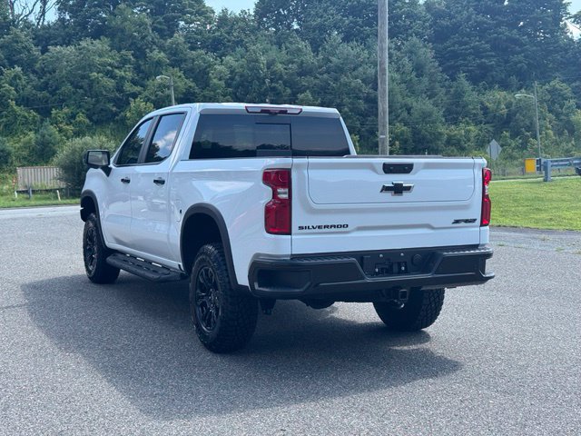 New 2026 Chevrolet Silverado 1500 ZR2 w/ LPO, Dark Essentials Package AWD/4WD image 5