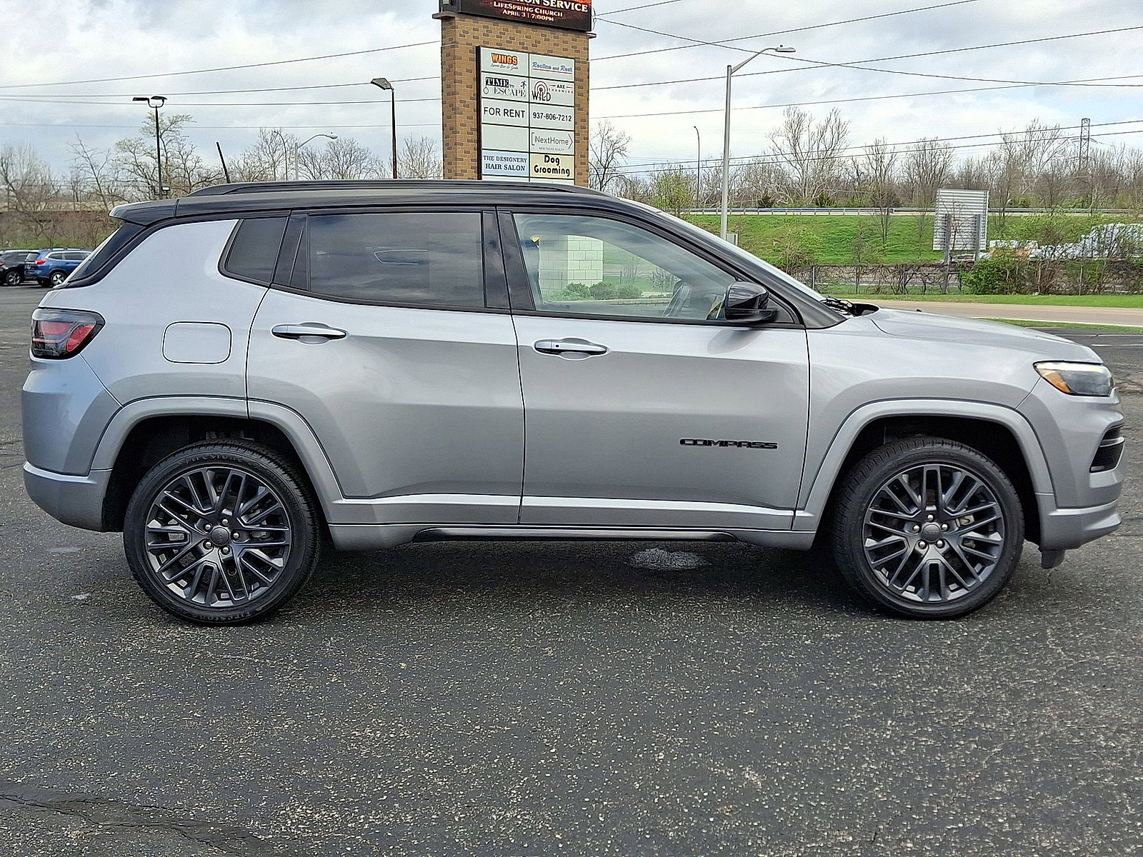 Used 2022 Jeep Compass High Altitude AWD/4WD image 25