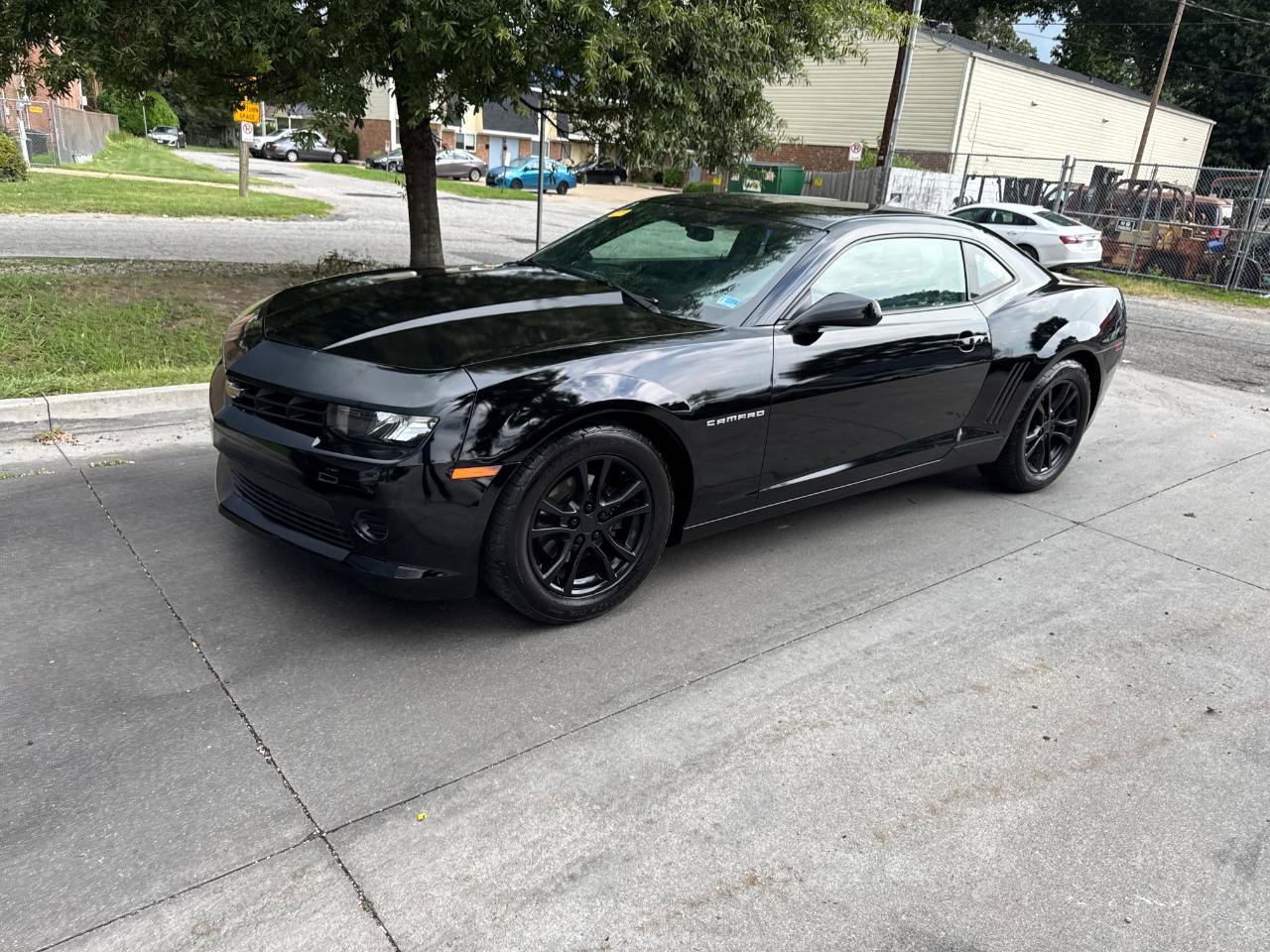 Used 2015 Chevrolet Camaro LS RWD image 2
