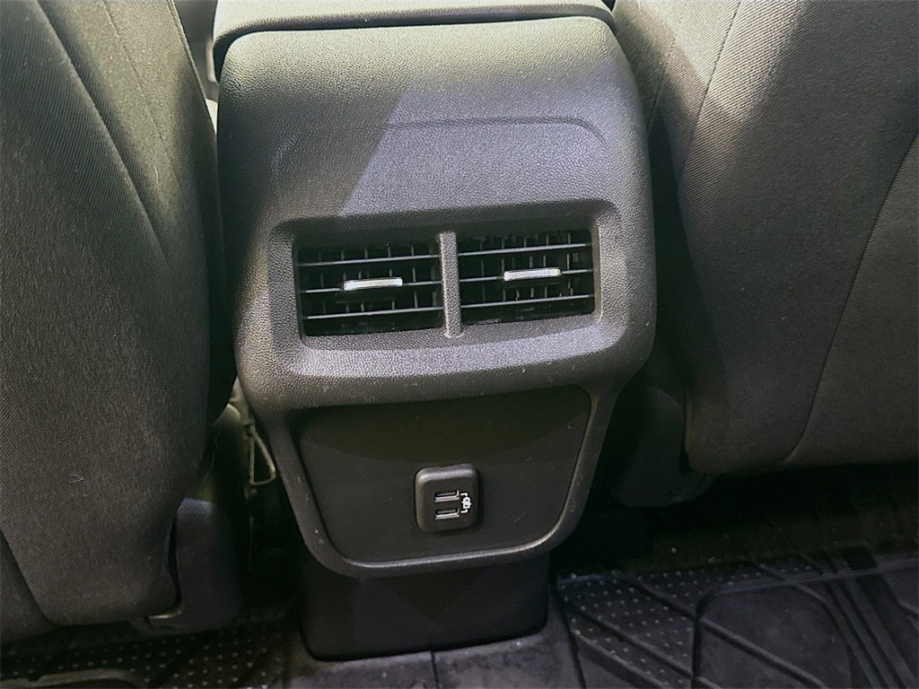 Used 2020 Chevrolet Equinox LT image 25