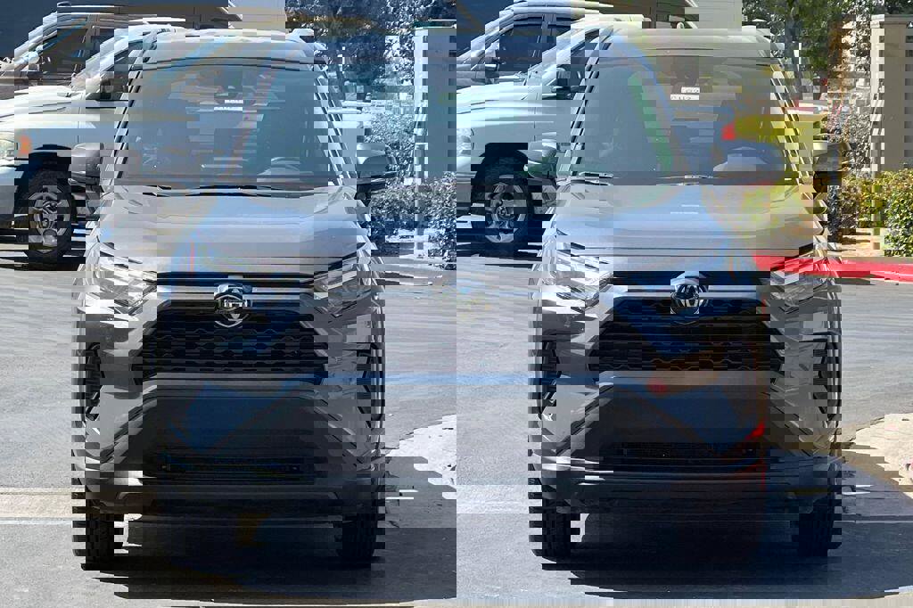 Used 2024 Toyota RAV4 XLE image 9