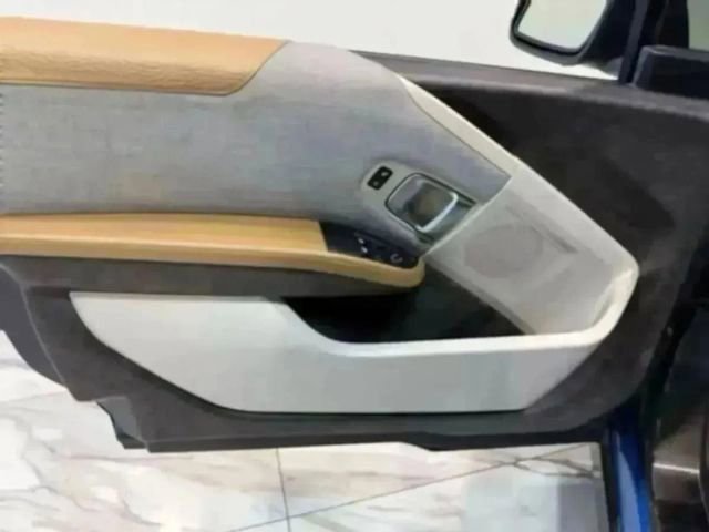 Used 2014 BMW i3 w/ Range Extender image 40