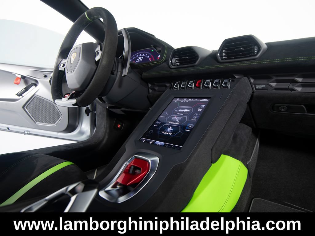 Used 2023 Lamborghini Huracan STO RWD image 28