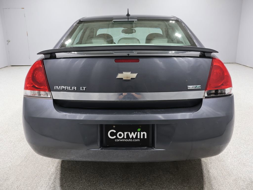 Used 2010 Chevrolet Impala LT w/ Luxury Edition Package image 12