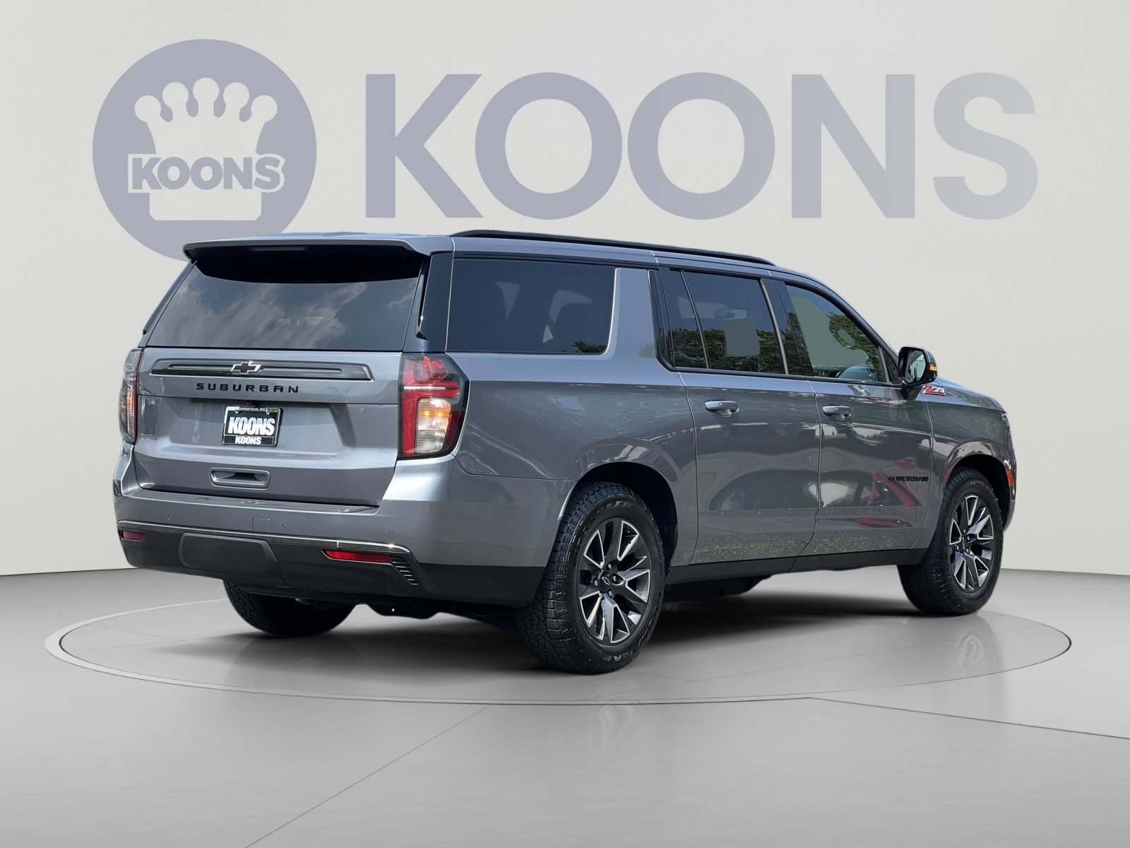 Used 2022 Chevrolet Suburban Z71 w/ Z71 Off-Road Package AWD/4WD image 8