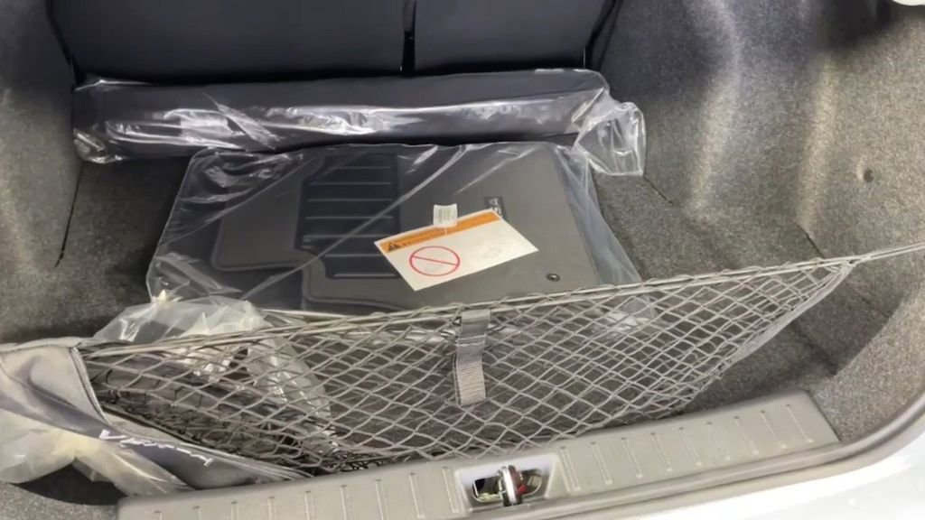 New 2025 Nissan Versa SV w/ Trunk Package image 30